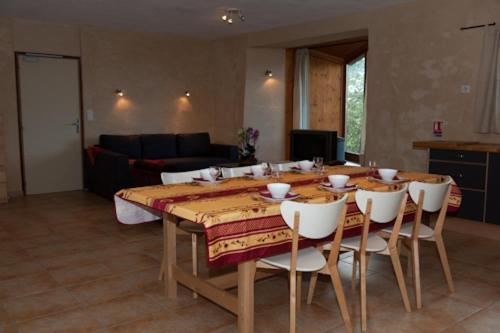 Domaine Bellelauze 호텔 Bouriège 객실 사진